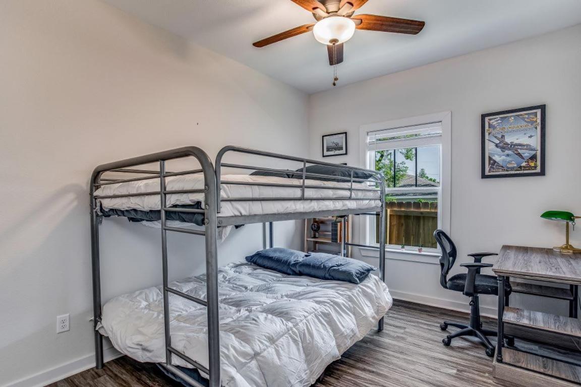 Beach Flow Bungalow-Mins To Downtown-Dining-Base Pensacola Exteriér fotografie