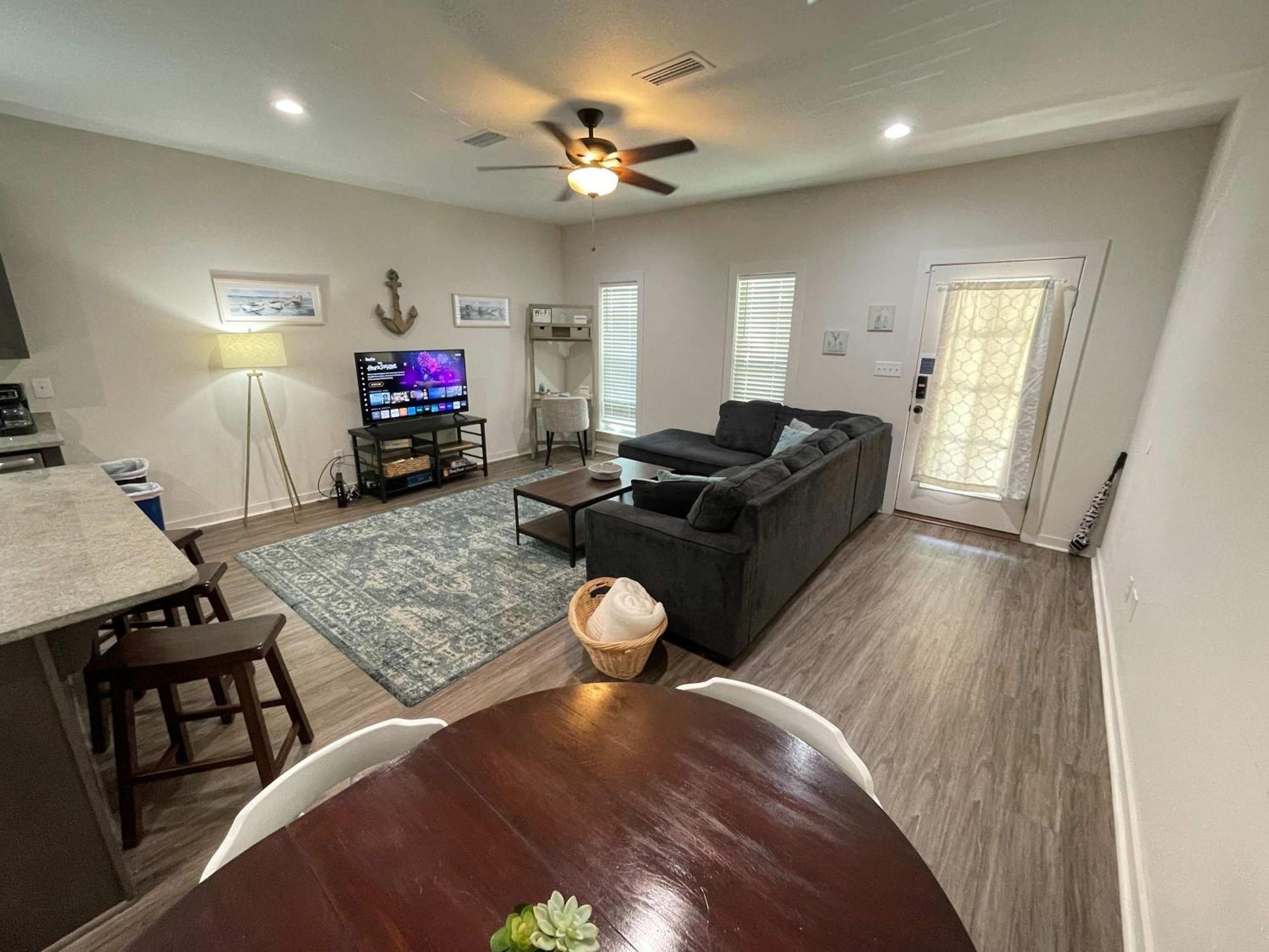Beach Flow Bungalow-Mins To Downtown-Dining-Base Pensacola Exteriér fotografie
